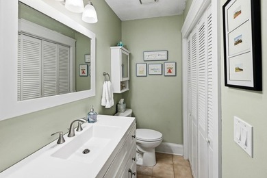 Welcome to this beautifully updated 2-bedroom, 1-bath condo in - photo 45