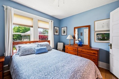 Welcome to this beautifully updated 2-bedroom, 1-bath condo in - photo 49