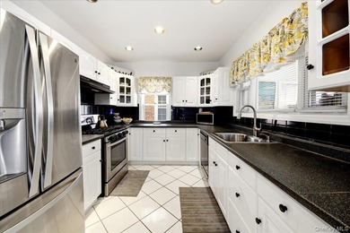 Morris Park Brick Detached Single family with finished basement - photo 8