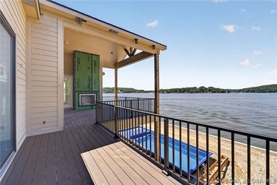 Brand new lakefront point estate showcasing breathtaking - photo 8