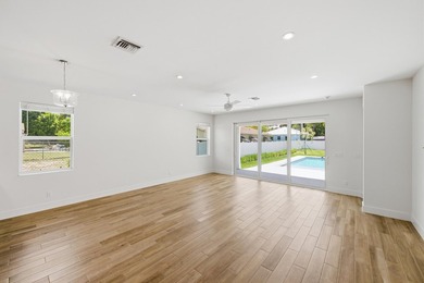 Three blocks south of legendary Atlantic Avenue, this stunning - photo 12