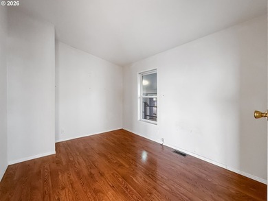 This spacious home in the desirable Camellia Park, a 55-and-over - photo 17
