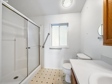 This spacious home in the desirable Camellia Park, a 55-and-over - photo 23