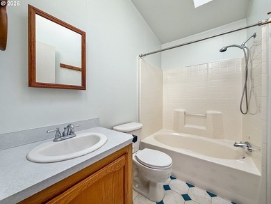 This spacious home in the desirable Camellia Park, a 55-and-over - photo 26