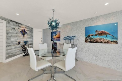 PRINCESS ON HUTCHINSON ISLAND - 2BR/2BA renovated SE end unit - photo 28