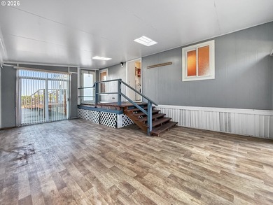 This spacious home in the desirable Camellia Park, a 55-and-over - photo 30