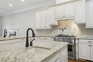 Welcome to a perfect 10 in the highly sought-after Soleil - photo 31