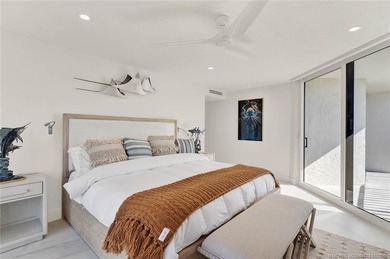 PRINCESS ON HUTCHINSON ISLAND - 2BR/2BA renovated SE end unit - photo 38