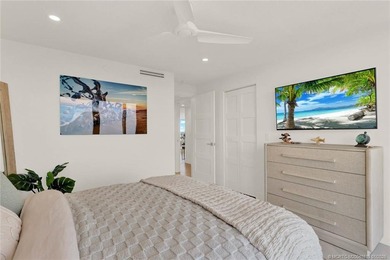 PRINCESS ON HUTCHINSON ISLAND - 2BR/2BA renovated SE end unit - photo 46