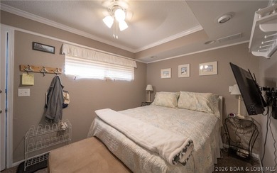 Experience effortless lake living in this turnkey 1-bedroom - photo 10