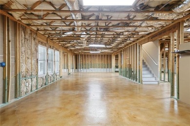 Welcome to a perfect 10 in the highly sought-after Soleil - photo 50