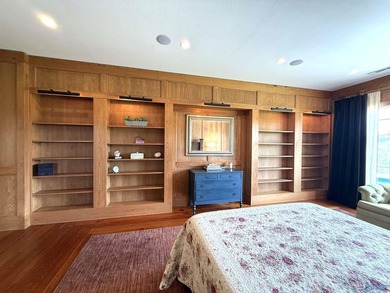 Ultimate Luxury & Privacy With this Stunning & Unique Estate - photo 15