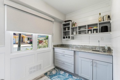 3 years NEW exclusive bayfront living with Coastal designer - photo 17