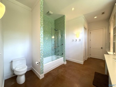Ultimate Luxury & Privacy With this Stunning & Unique Estate - photo 26