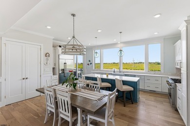 3 years NEW exclusive bayfront living with Coastal designer - photo 26
