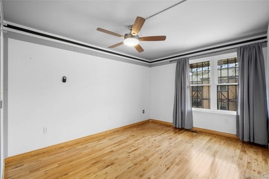 Recently renovated three-bedroom condo on the inside of Nehemiah - photo 8
