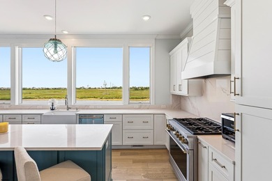 3 years NEW exclusive bayfront living with Coastal designer - photo 28