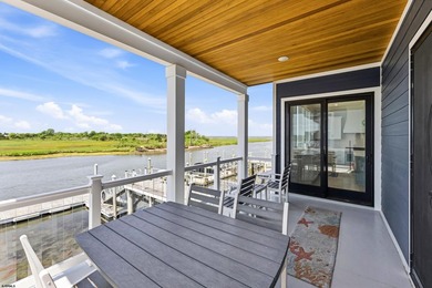 3 years NEW exclusive bayfront living with Coastal designer - photo 36