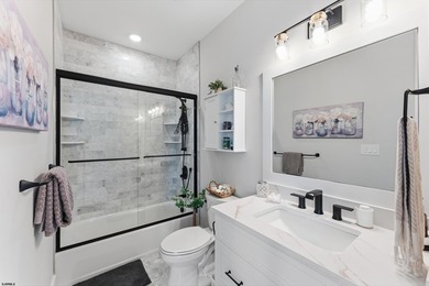 3 years NEW exclusive bayfront living with Coastal designer - photo 41
