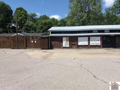 9.25 Acres - Rare Business Opportunity w/ Great Location!!!