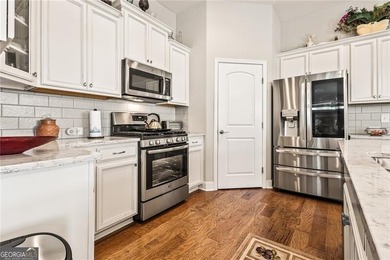 Welcome to easy, elegant living in this stunning 2-bedroom