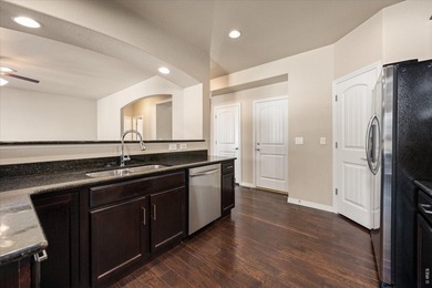 Now Offered at $575K!! Home Warranty included. Concessions - photo 13
