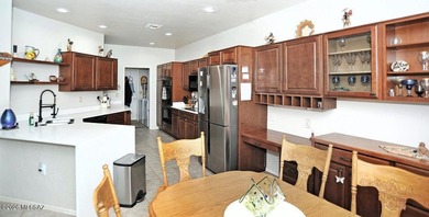 Oro Valley! Beautiful El Conquistator Resort 3BR/2BA patio home - photo 15