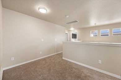 Now Offered at $575K!! Home Warranty included. Concessions - photo 29