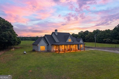Welcome home to your custom-built ranch with bonus room... built - photo 4