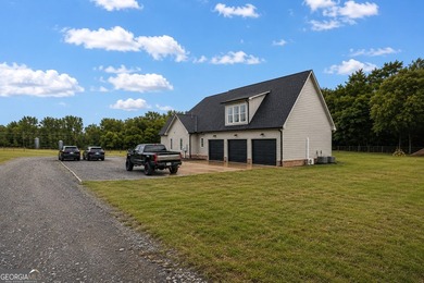 Welcome home to your custom-built ranch with bonus room... built - photo 5