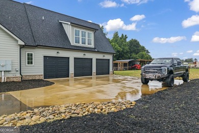 Welcome home to your custom-built ranch with bonus room... built - photo 6