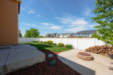 Now Offered at $575K!! Home Warranty included. Concessions - photo 42
