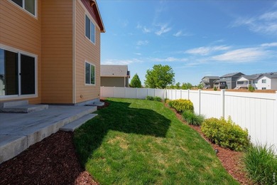 Now Offered at $575K!! Home Warranty included. Concessions - photo 44