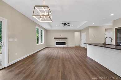 Beautiful new construction tucked away in a quiet cul-de-sac in - photo 8