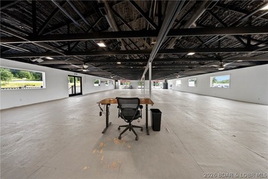 Exceptional commercial opportunity with outstanding visibility - photo 9