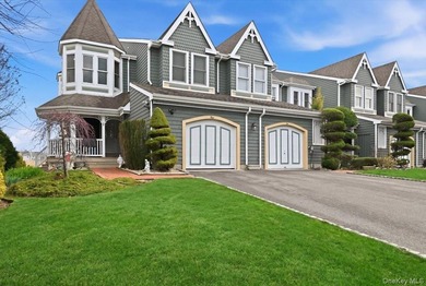 Experience breathtaking, million-dollar panoramic waterfront - photo 1