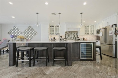 Experience breathtaking, million-dollar panoramic waterfront - photo 8