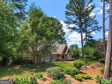Beautifully maintained 4-bedroom, 3-bath four-sides brick home - photo 14