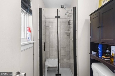 Welcome home to this spacious 4-level single-family home in - photo 22