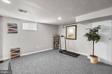 Welcome home to this spacious 4-level single-family home in - photo 23