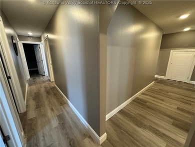 PRICE REDUCED! Prime Commercial Property in Growing Business