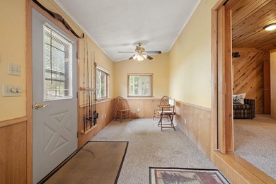 Amazing opportunity to own this property on Round Lake with 100 - photo 28