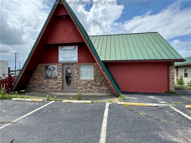 PRICE REDUCED! Prime Commercial Property in Growing Business