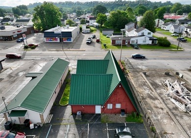 PRICE REDUCED! Prime Commercial Property in Growing Business