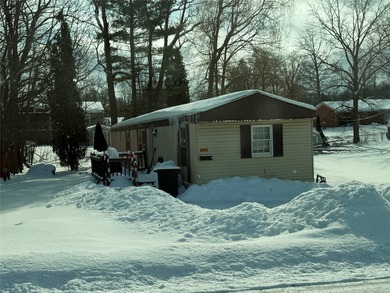 Lake Erie Home Sale Pending in Erie Pennsylvania