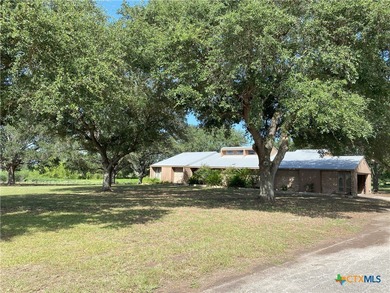 Lake Home For Sale in Hallettsville, Texas