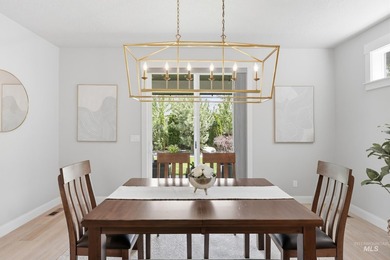 Exceptional home in the highly desirable Legacy community! - photo 22