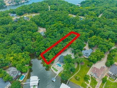 Embrace the ultimate lakefront lifestyle at Porto Cima on this - photo 2