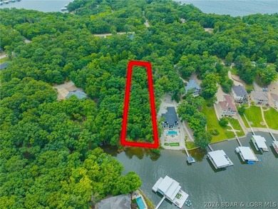 Embrace the ultimate lakefront lifestyle at Porto Cima on this - photo 3