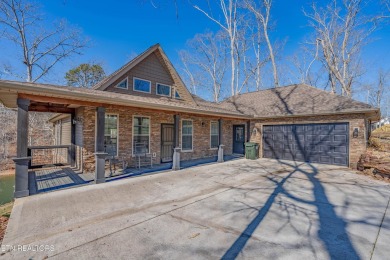 Watts Bar Lake Home For Sale in Ten Mile Tennessee